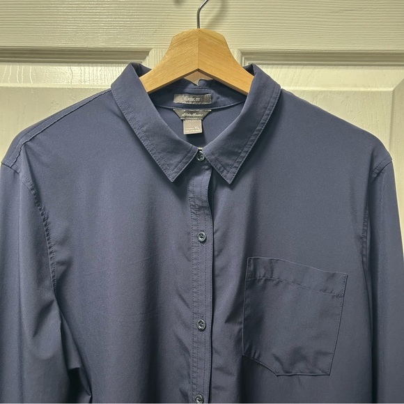 Eddie Bauer Women’s Button Down shirt, Navy, XL - Picture 2 of 11